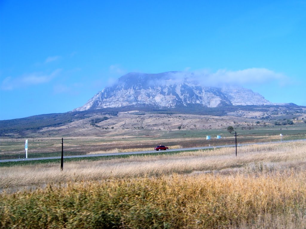 "Zmeyka" mountain  / Гора Змейка