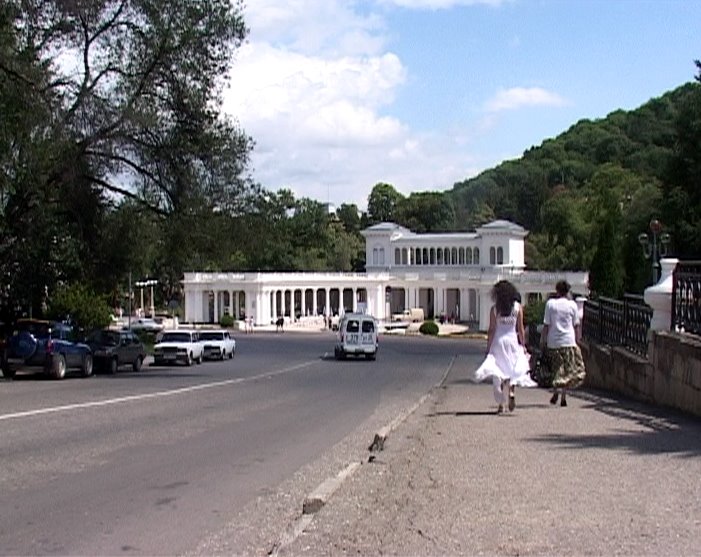 Colonnade at an entrance in Kurortny park at avenue Mira