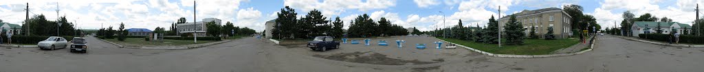 Круговая панорама 360 °. Курсавка. Вид с "центрального" перекрестка.