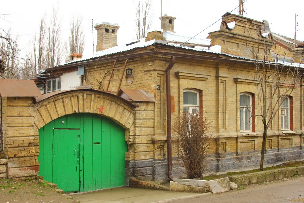 На ул. Дегтярева