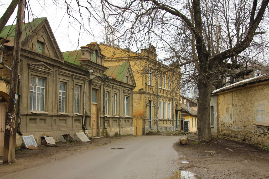 Ул. Власова