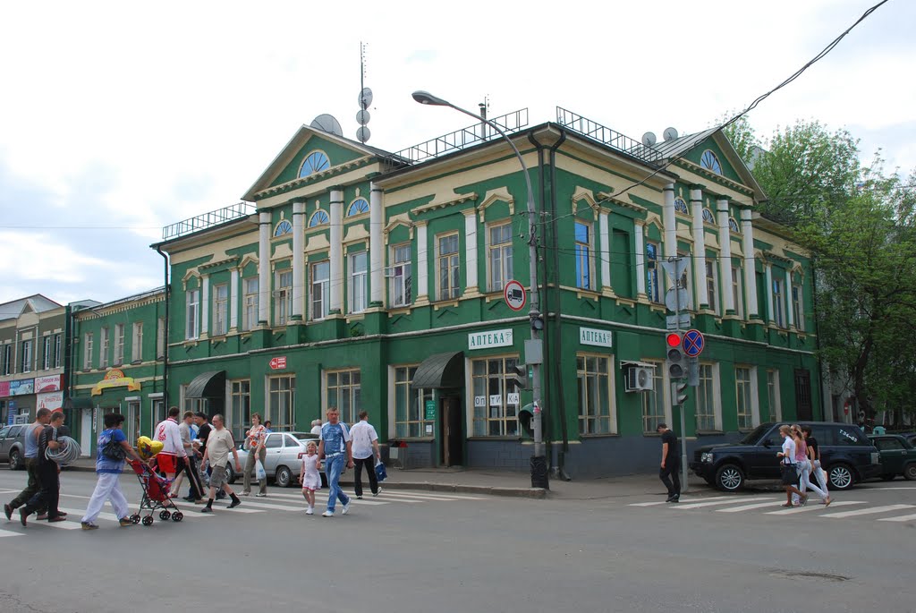 Козлов. Старый дом на Интернациональной улице, возле рынка