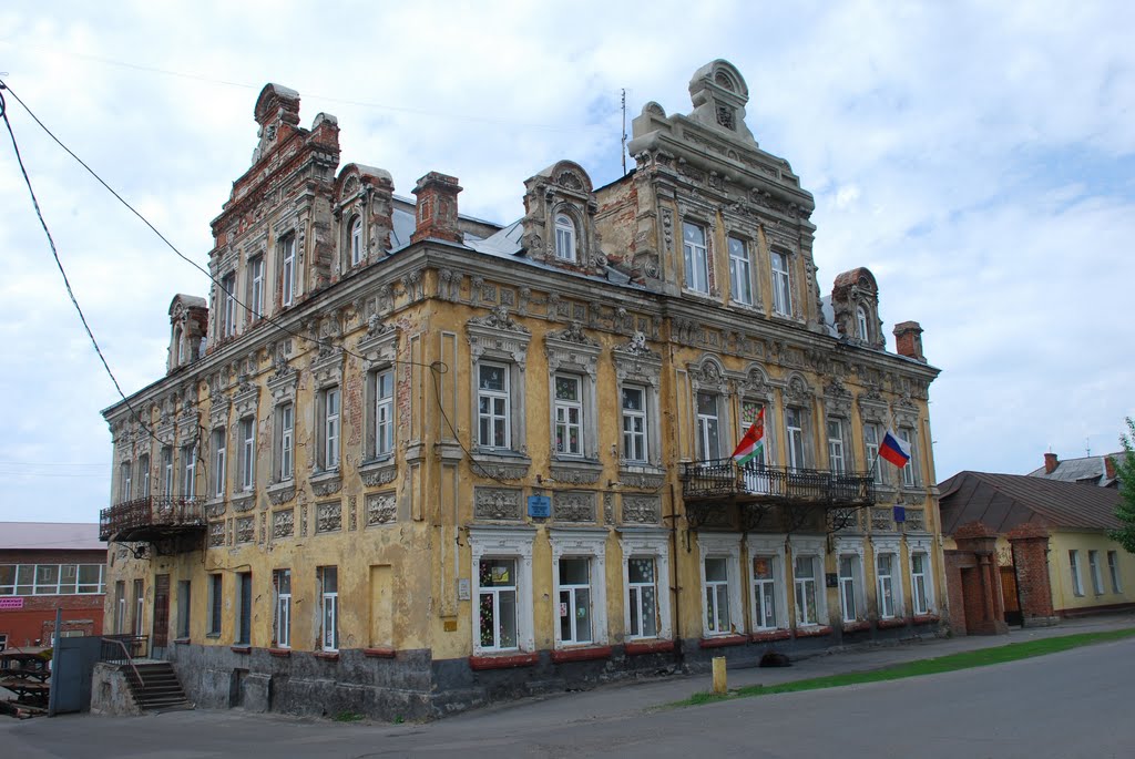 Козлов. Старинное здание купеческого банка
