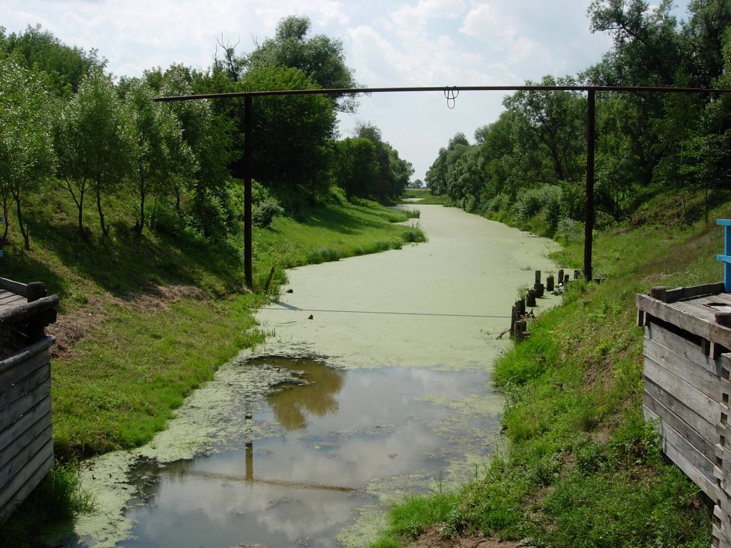 up-stream canal