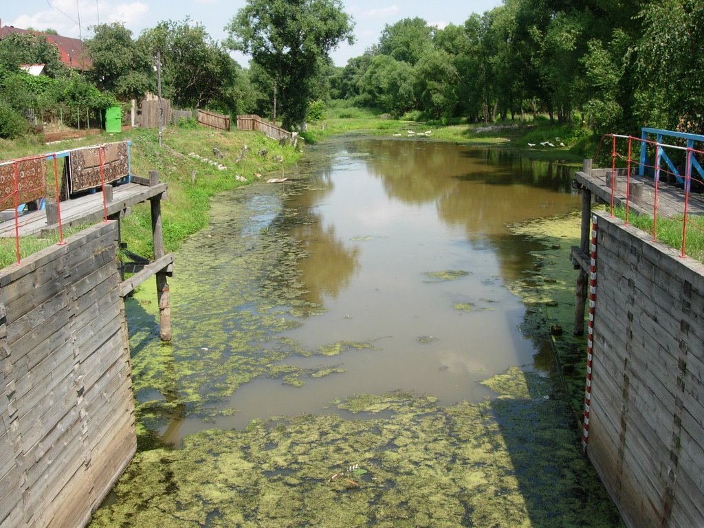 down-stream canal
