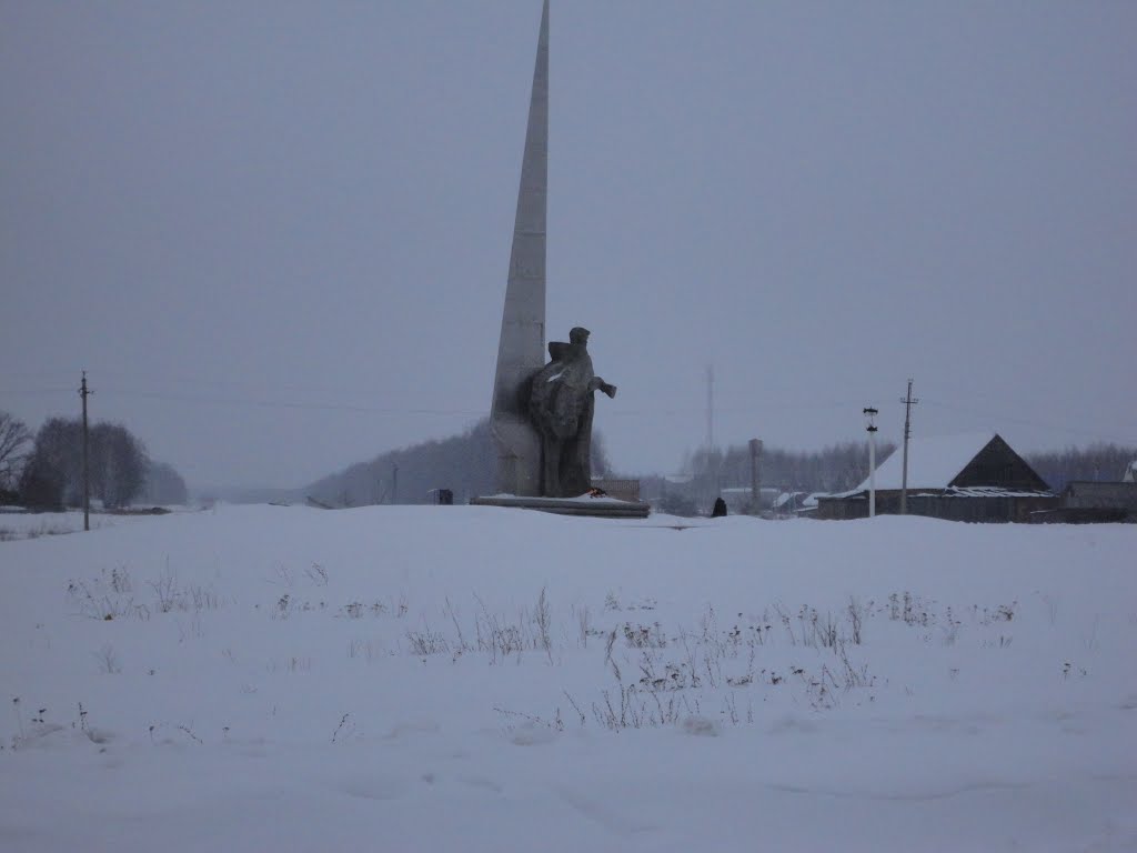 Памятник Пичаевцам, павшим в годы ВОВ