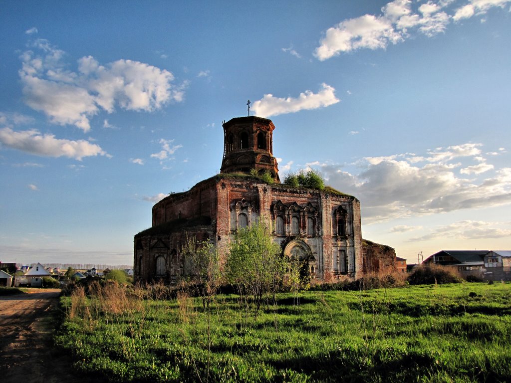 Храм Св. Николая,Покрова Богородицы,Св.мучеников Флора и Лавра. 1898-1905гг/////////OLD CHURCH
