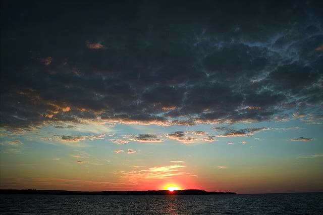восход в районе Камского устья / sunrise of the Kama mouth