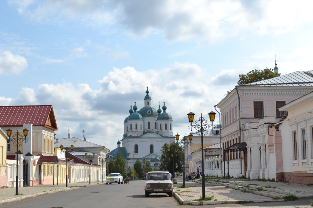 Елабуга, Спасский собор и перспектива ул. Спасской