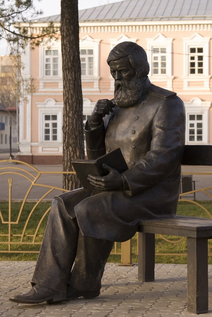 памятник Бехтереву