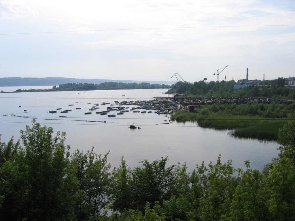 Волга, июль 2004