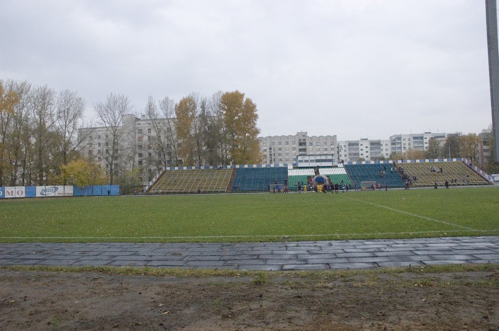 Стадион Комсомолец
