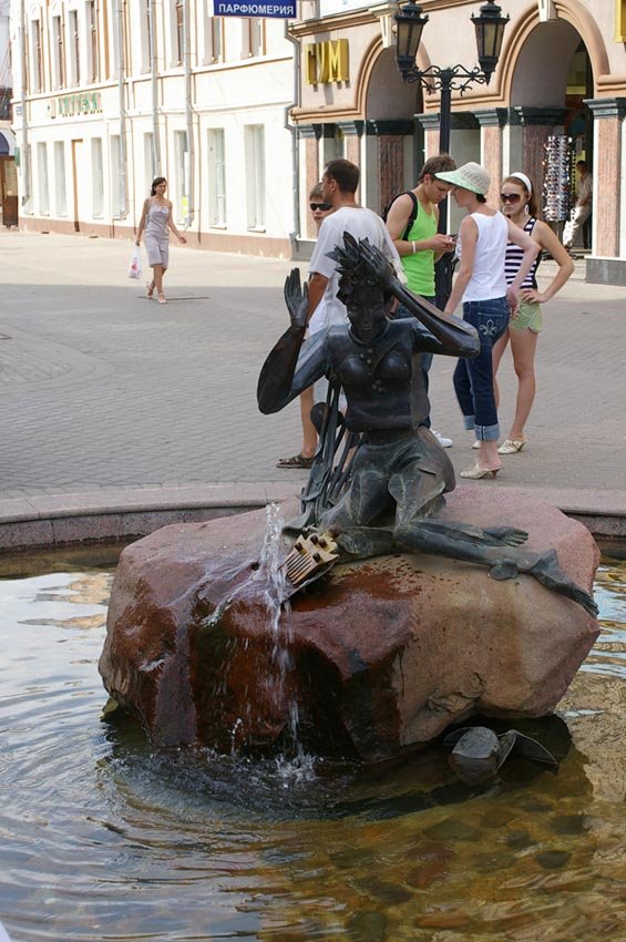Фонтан "Водяная" (по сказке Г.Тукая) / Fountain "Vodyanaya (Nix)" (after a fairy tale of G.Tukay) (04/08/2007)