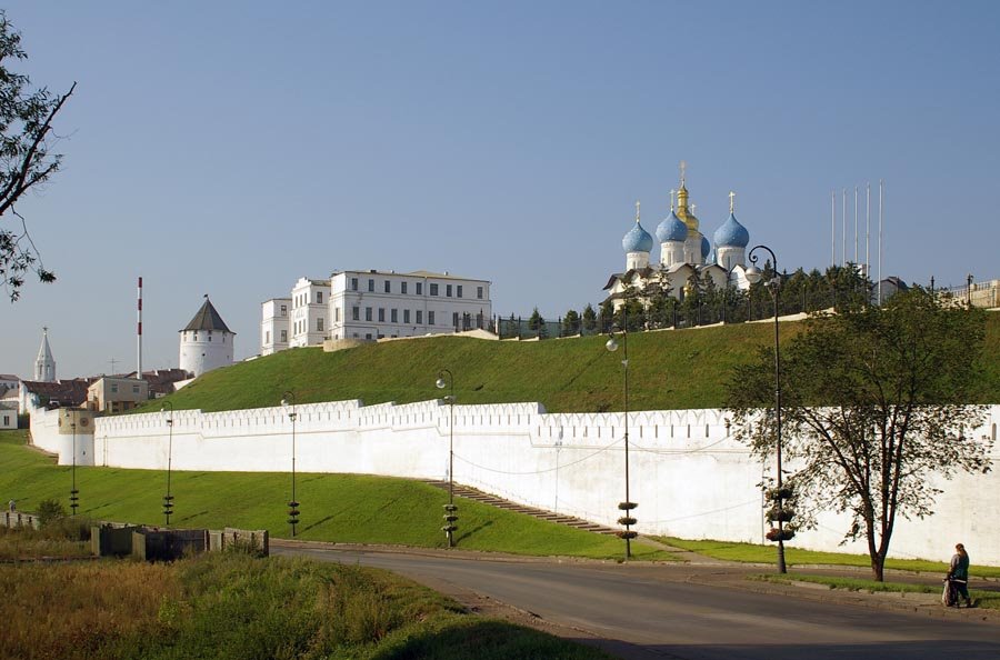 Вид на Кремль с улицы Батурина / View of the Kremlin from Baturin street (18/08/2007)