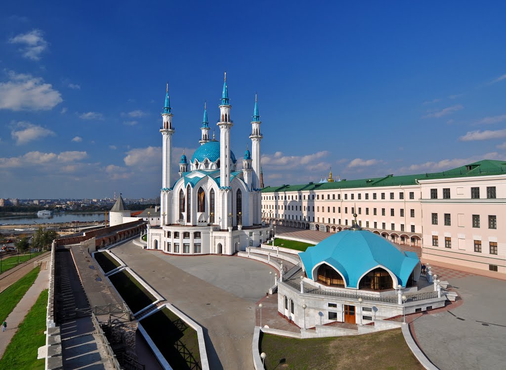 Вид на мечеть Кул Шариф с Преображенской башни. Казанский Кремль.