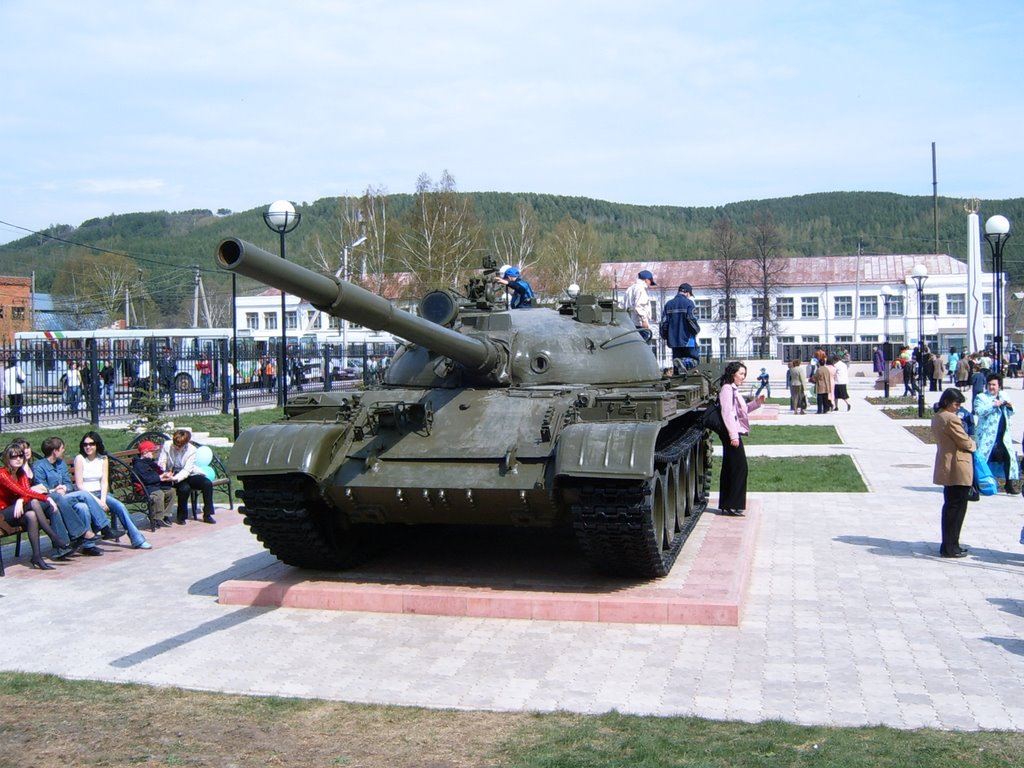 Танк в парке Победы