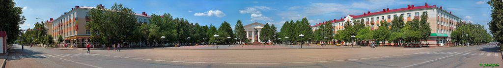 *** Панорама центральной площади ***