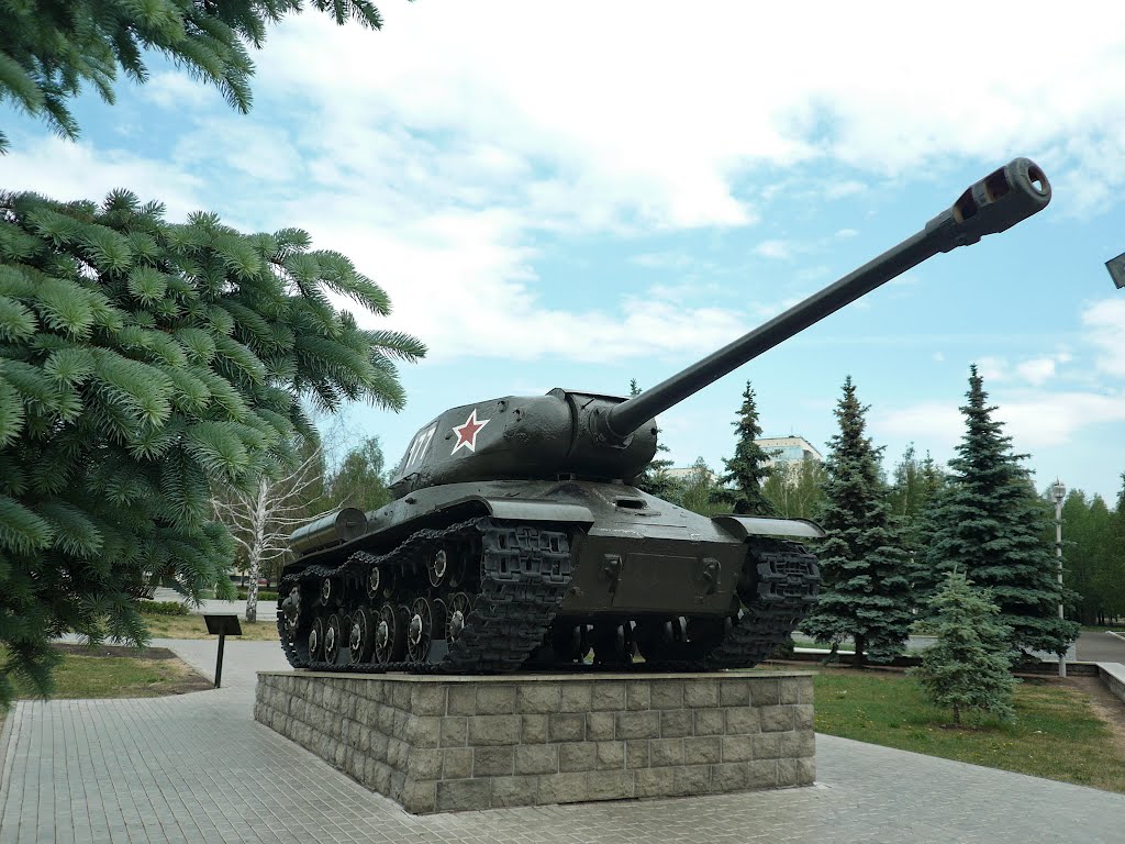 ИС-2