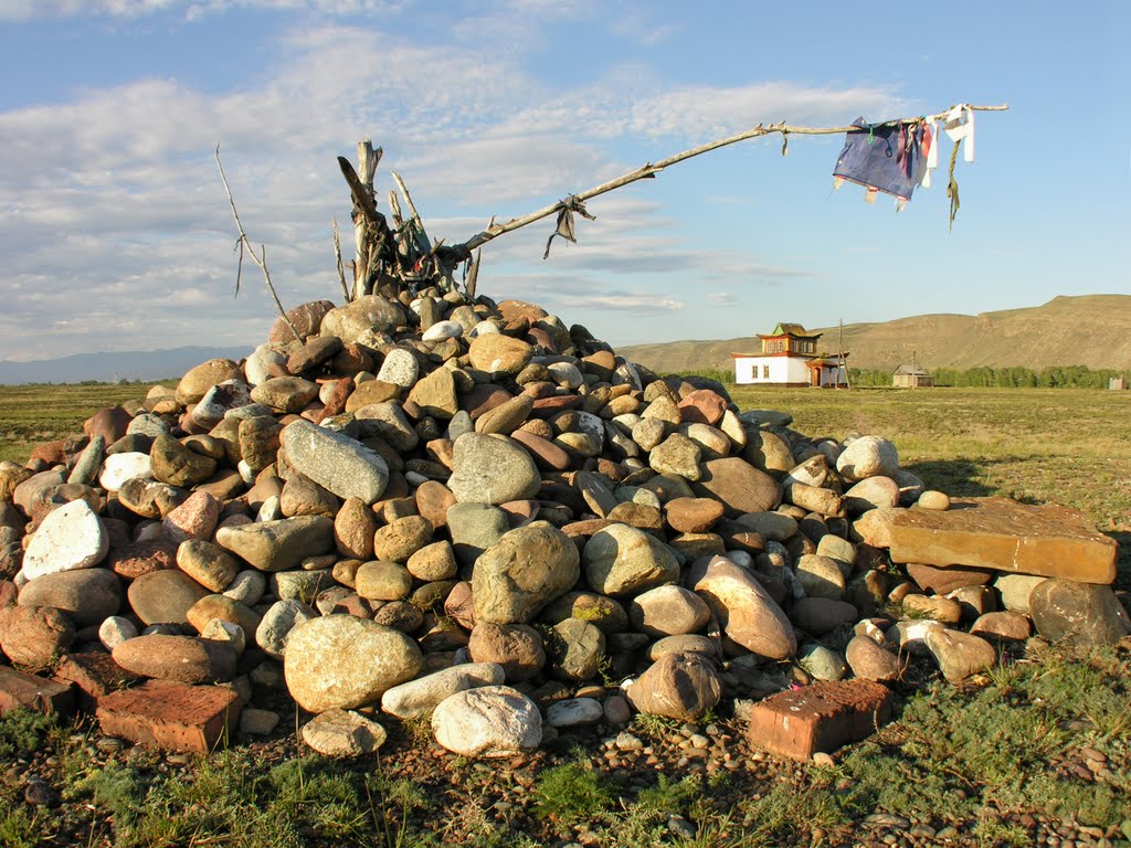 Ovoo and buddhist temple Tubden Chojkhorling