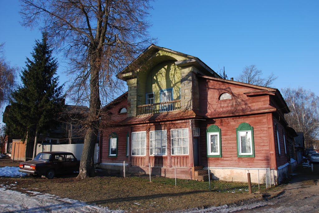 Старинный деревянный дом в Белёве.