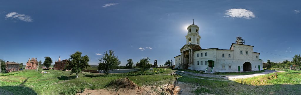 Белев. Спасо-Преображенский монастырь.