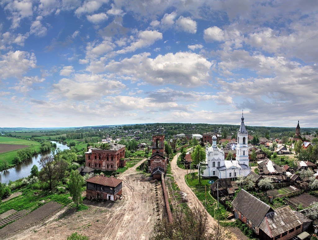 Белев С колокольни монастыря