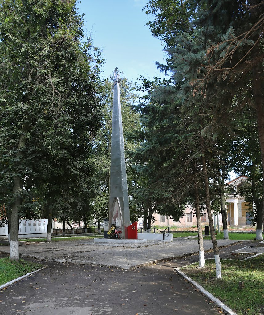 СТЕЛЛА ПАМЯТИ ПОГИБШИХ ЗА РОДИНУ В ВЕЛИКОЙ ОТЕЧЕСТВЕННОЙ ВОЙНЕ