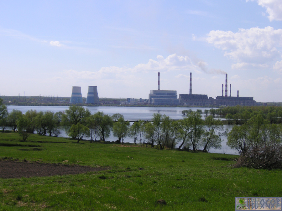 Тульская обл., Агеево, вдали Суворов