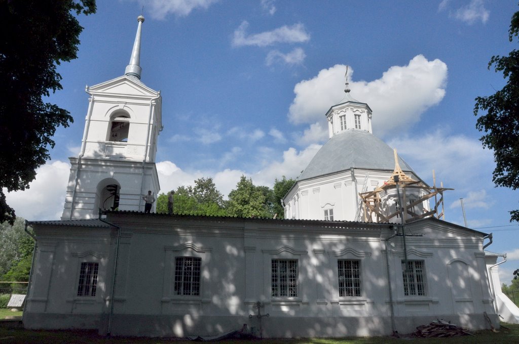 Церковь деревни Велигож  Village Veligozh church