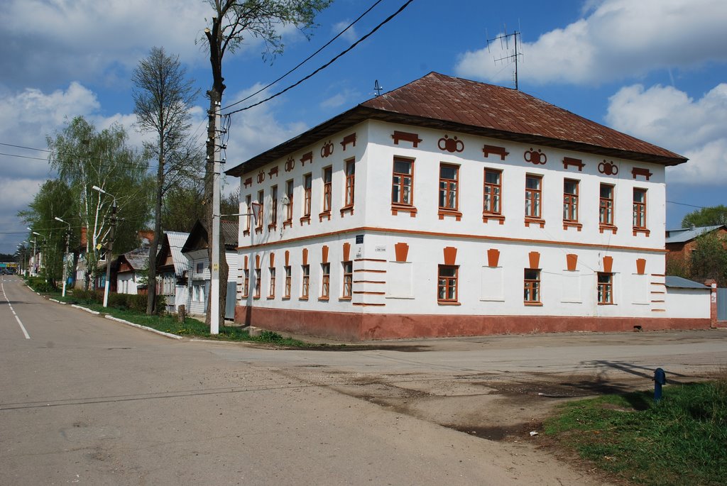 Венёв. Гостиница, помещающаяся в старинном купеческом доме.