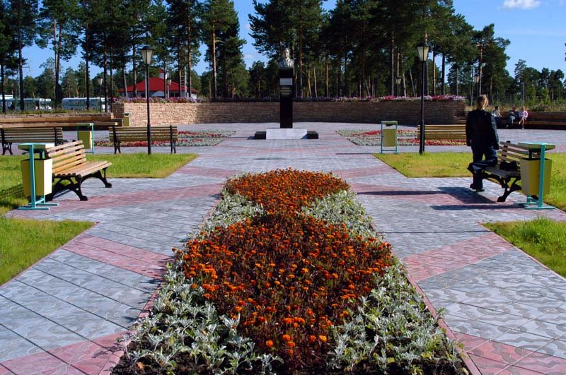 Памятник С.Повху