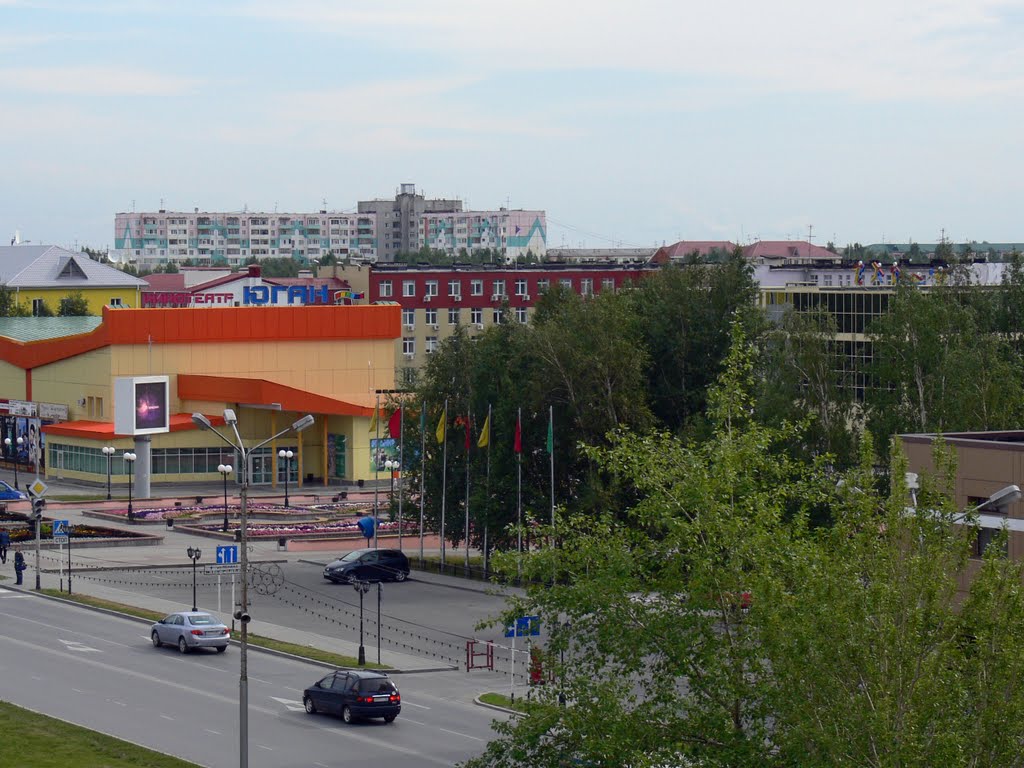 Вид с левого балкона гостиницы "Рассвет"