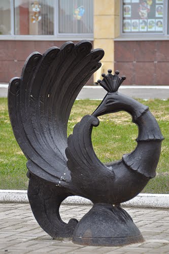 Sculpture of Firebird - the hero of fairy-tale poem "The Little Humpbacked Horse" by Pyotr Yershov