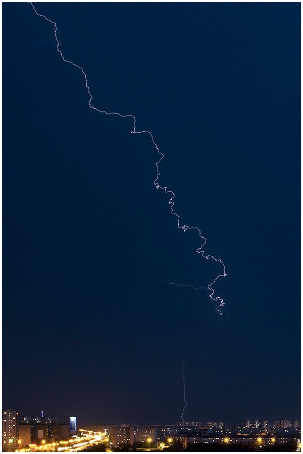 Cloud-to-cloud lightning