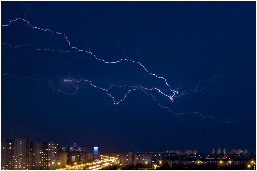 Cloud-to-cloud lightning