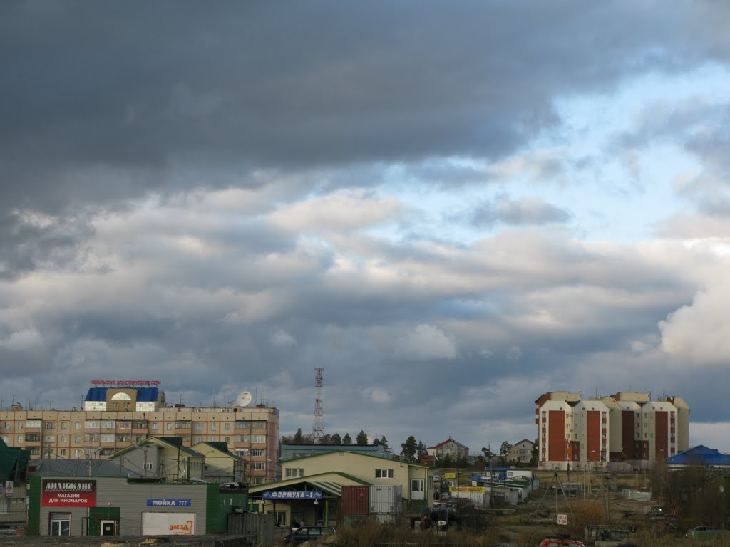 ► Ноябрьск  *
