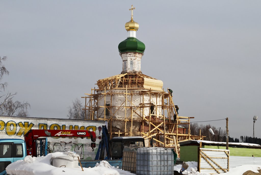 Свято-Троицкая церковь в Октябрьском.Реставрация.29.03.11