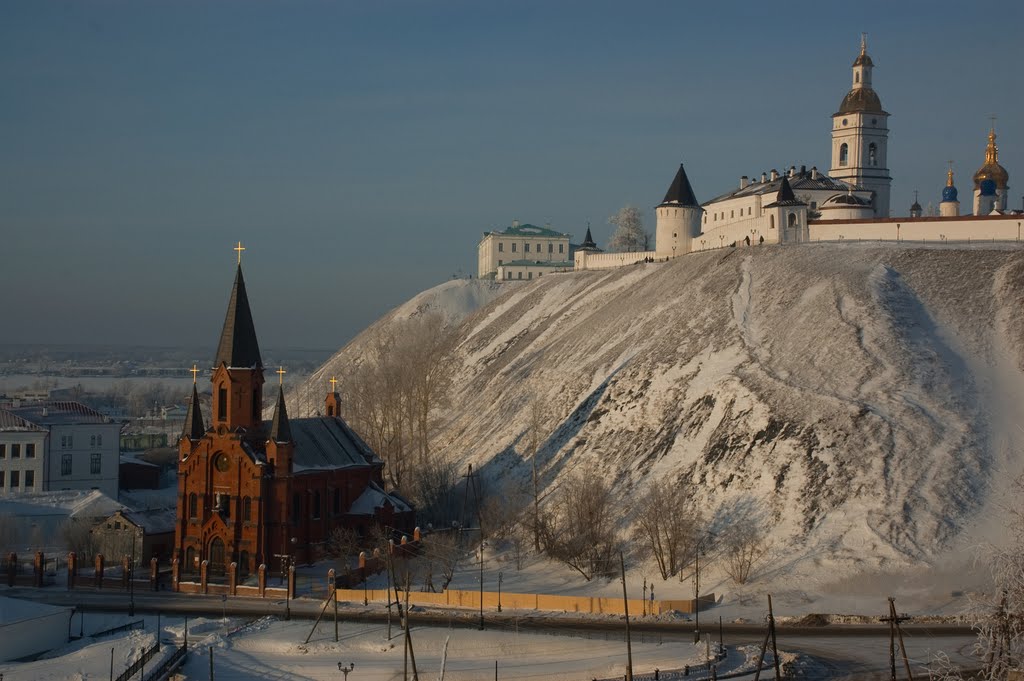 Польский костел и Тобольский Кремль