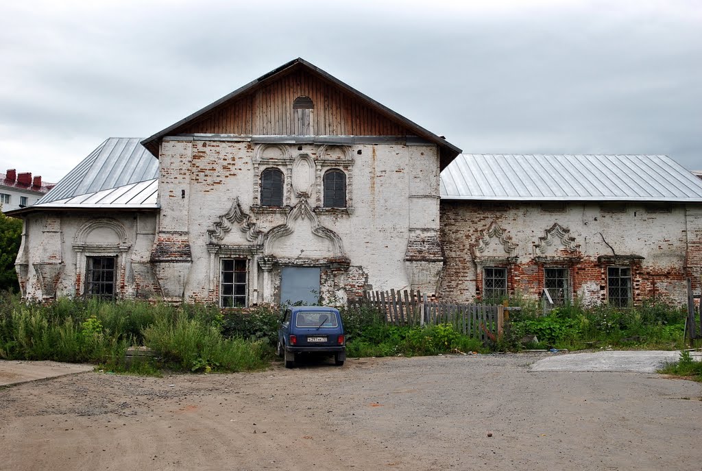 Церковь Спаса Преображения, 1713г., после революции переделана в амбар