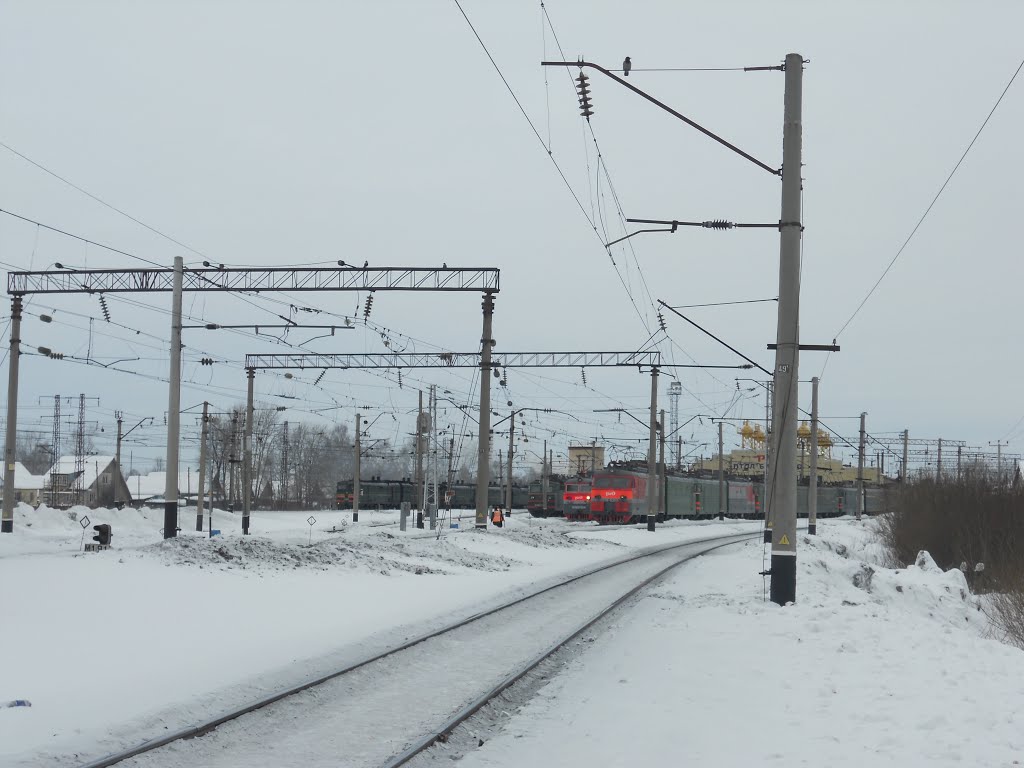 Переменный ток остается позади