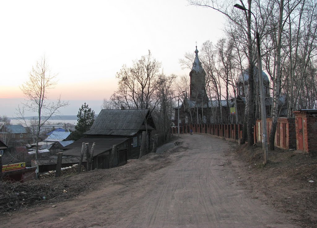 Вид в сторону пруда.