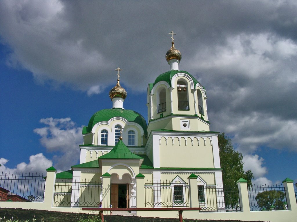 Храм Святого Великомученика Пантелеймона в Каракулино