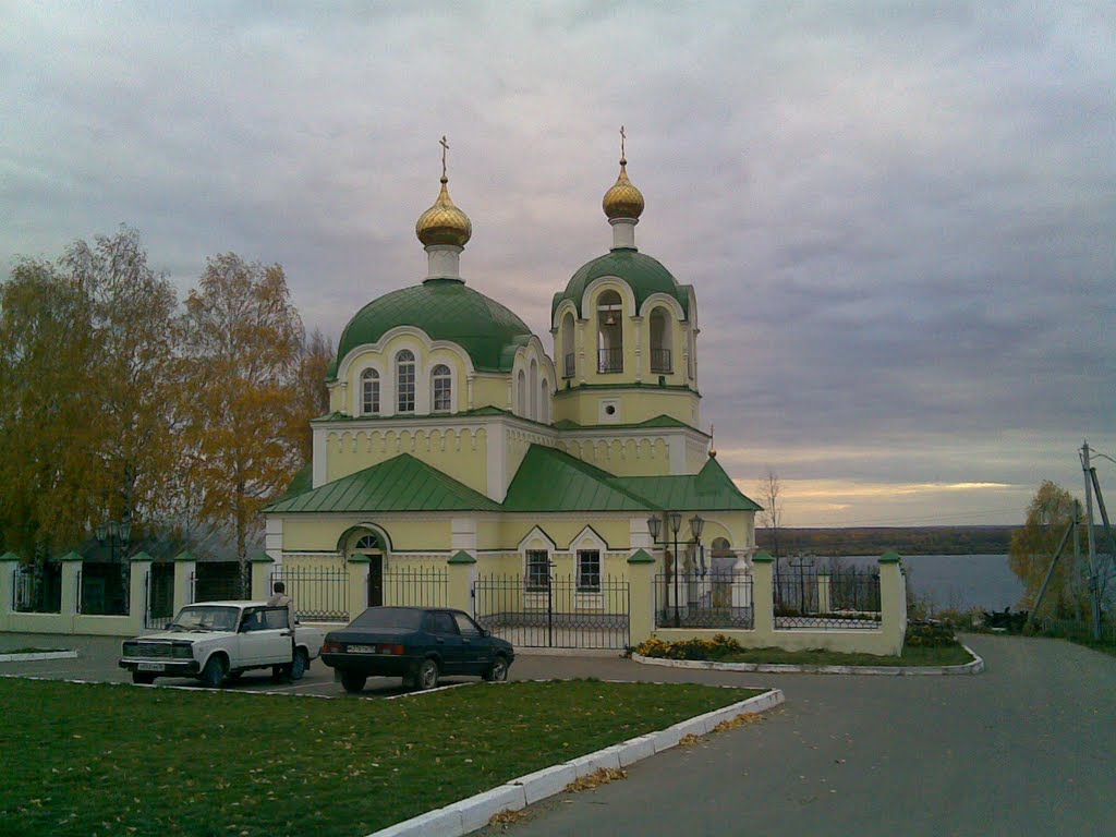 Храм Святого Великомученика и целителя Пантелеймона