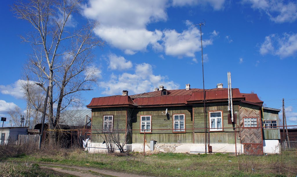 Старый дом. Типовой проект зданий Ж/Д хозяйства