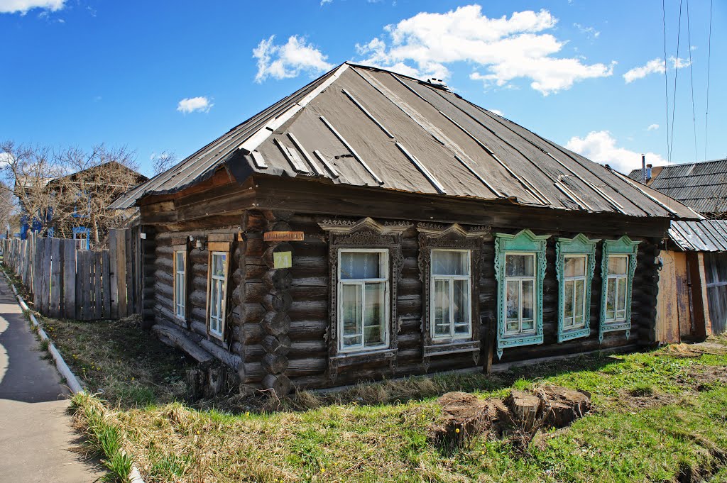 Старый дом на ул. Красноармейской