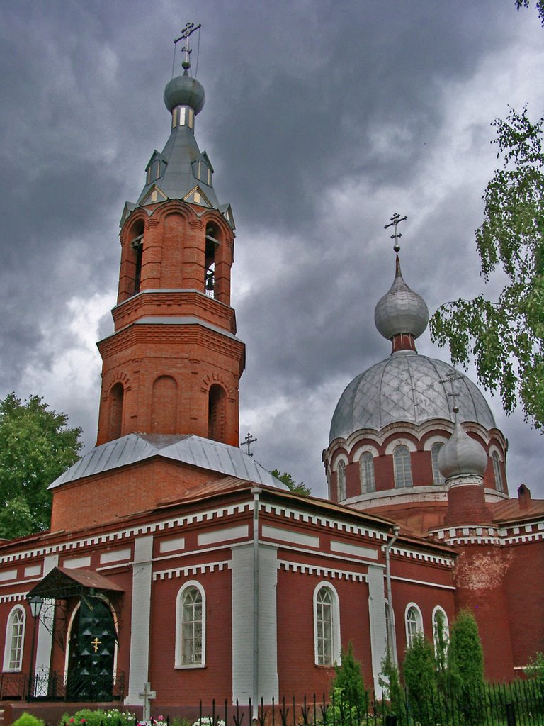 Покровский храм в Красногорском