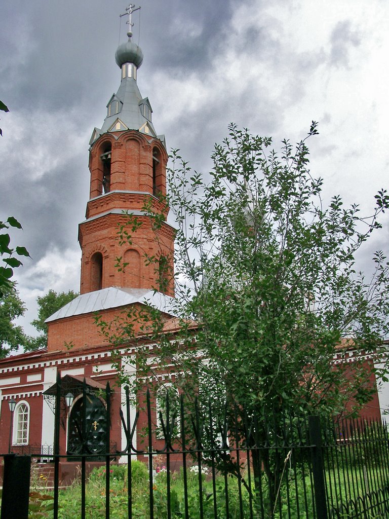 Покровский храм в Красногорском