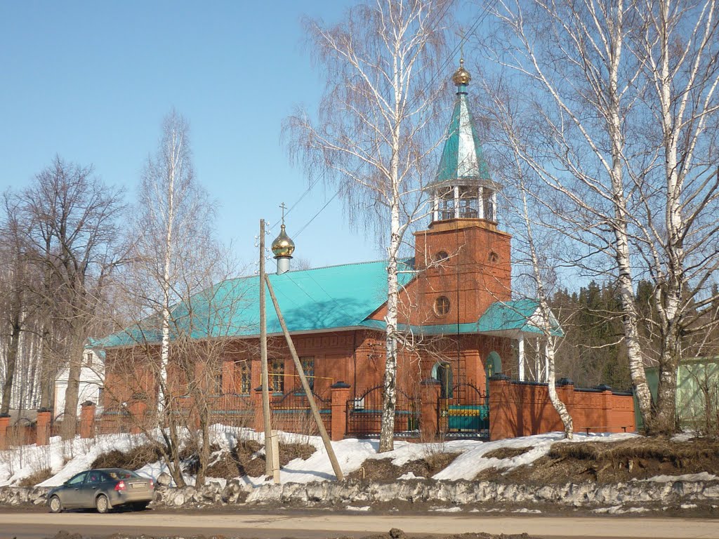 Шарканская церковь весна 2010год