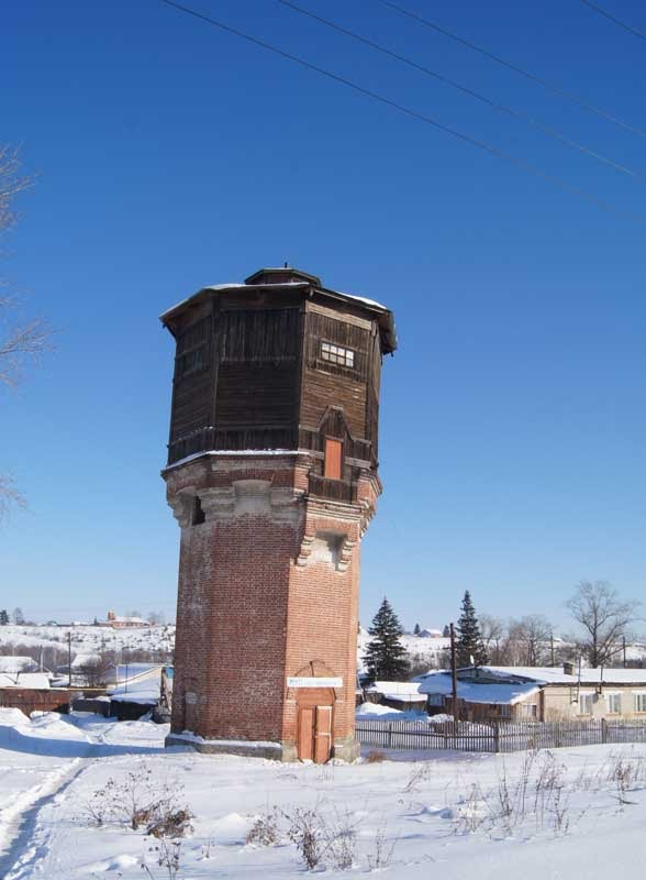 Падающая башня