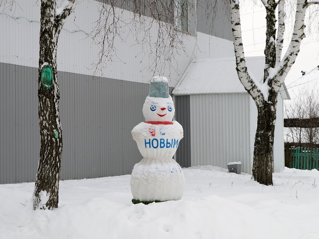 Новогодний снеговик